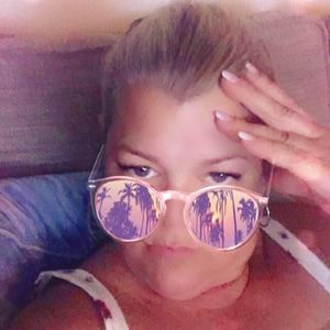 Meet your Posher, Susie